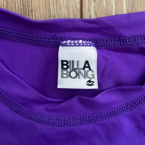Billabong Rashguard (kids XL, women’s small) - Picture 3 of 7